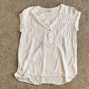 Rose & Olive White Short Sleeve Blouse